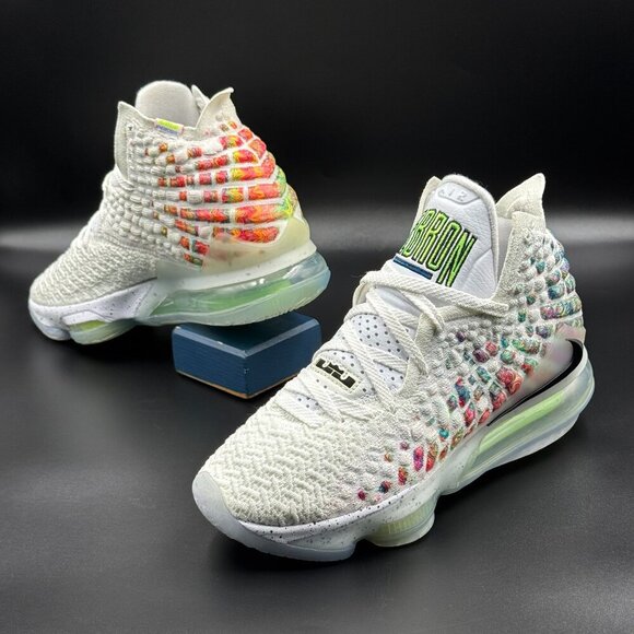 Nike LeBron 17 'Air Command Force' - Picture 6 of 10